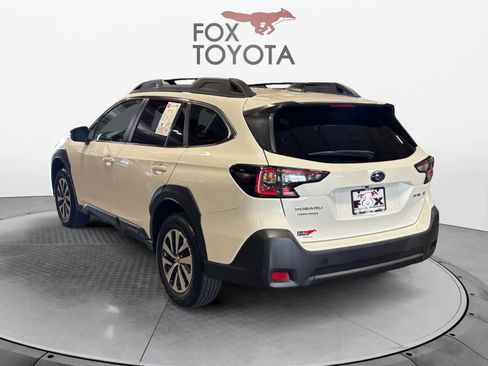 Used 2024 Subaru Outback Premium image 4