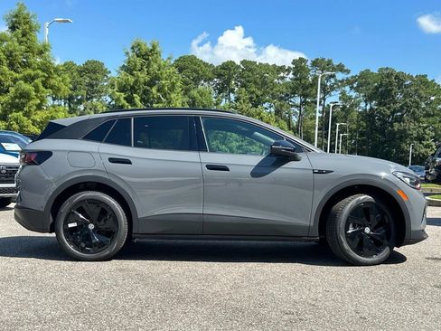 New 2025 Volkswagen ID.4 Pro S AWD/4WD image 2