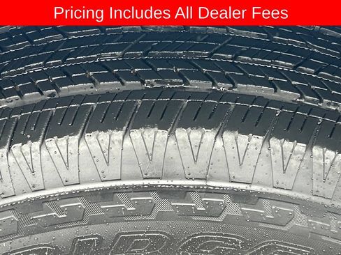 Used 2024 Toyota Tundra SR5 w/ SR5 Convenience Package AWD/4WD image 23