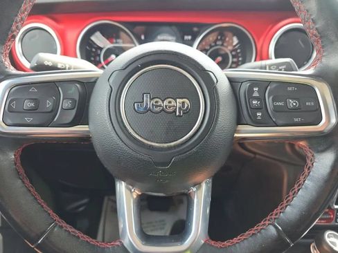 Used 2021 Jeep Gladiator Rubicon AWD/4WD image 23