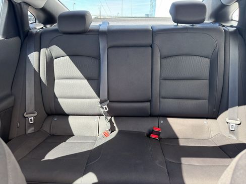 Used 2018 Chevrolet Malibu LT FWD image 29