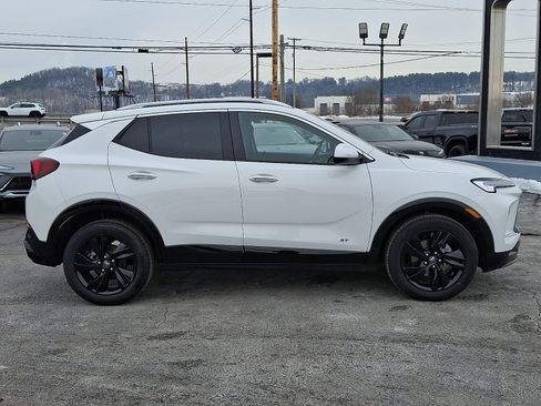 New 2026 Buick Encore GX Sport Touring w/ Comfort Package image 9