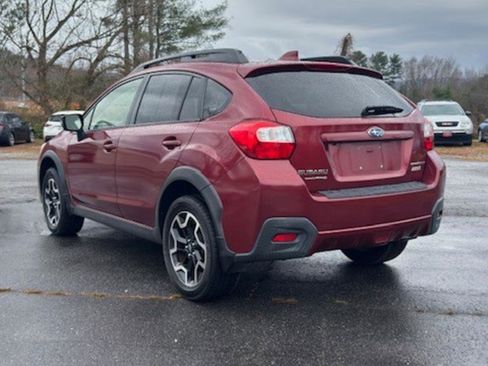 Used 2017 Subaru Crosstrek 2.0i Limited AWD/4WD image 8