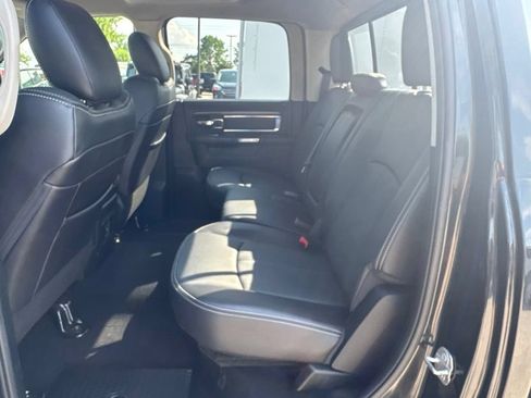 Used 2018 RAM 1500 Laramie AWD/4WD image 30