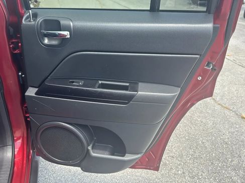 Used 2016 Jeep Patriot Sport w/ Power Value Group AWD/4WD image 24
