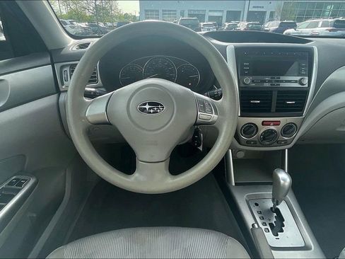 Used 2010 Subaru Forester 2.5X w/ Popular Equipment Group 1A AWD/4WD image 5