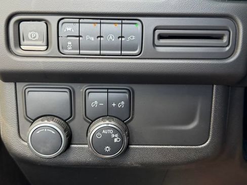 Used 2021 Chevrolet Tahoe Premier RWD image 19