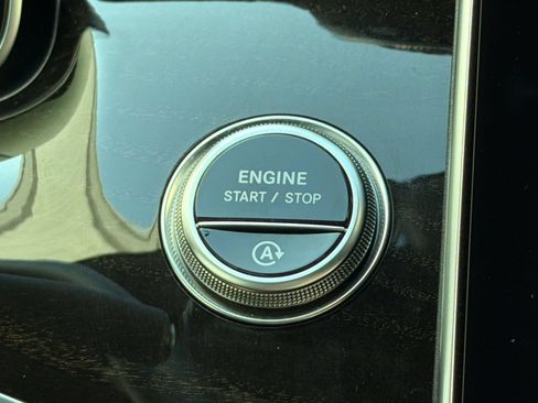 Certified 2026 Mercedes-Benz C 300 4MATIC Sedan image 17