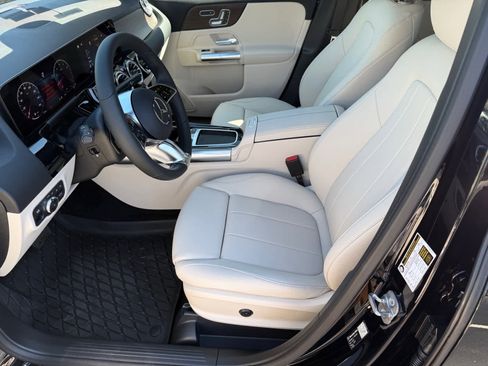 New 2026 Mercedes-Benz GLA 250 4MATIC image 10