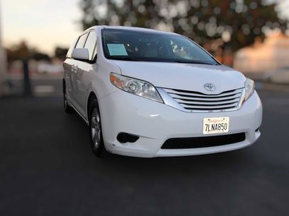 Used 2015 Toyota Sienna LE