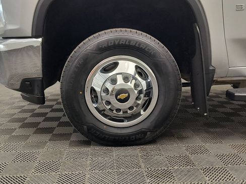 Used 2022 Chevrolet Silverado 3500 LTZ w/ LTZ Plus Package AWD/4WD image 12