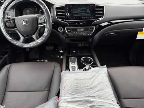 New 2026 Honda Ridgeline Black Edition image 5
