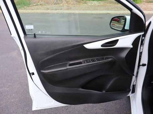 Used 2018 Chevrolet Spark LT FWD image 23