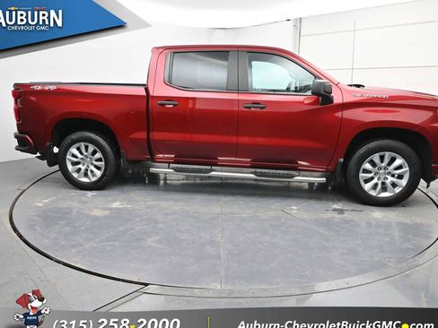 Used 2021 Chevrolet Silverado 1500 Custom image 13