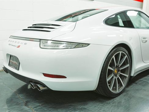 Used 2013 Porsche 911 Carrera 4S AWD/4WD image 23