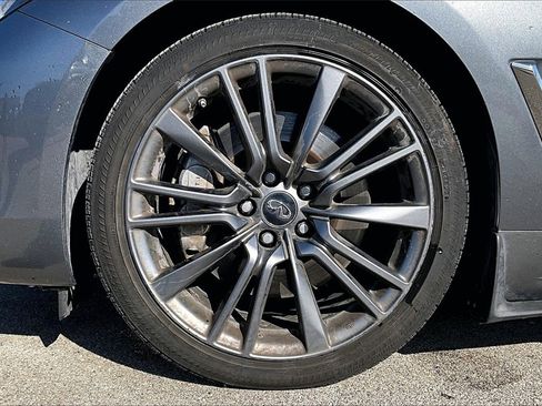 Used 2017 INFINITI Q60 3.0t Sport image 10