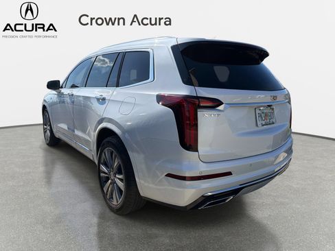 Used 2023 Cadillac XT6 Premium Luxury FWD image 4