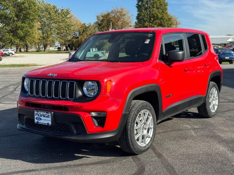 Used 2023 Jeep Renegade Latitude AWD/4WD image 8