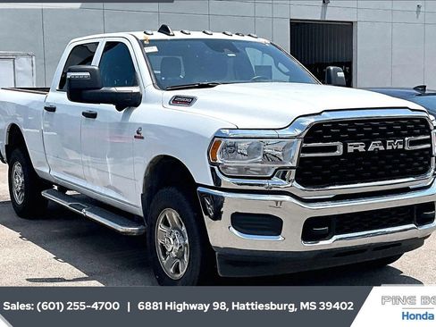 Used 2023 RAM 2500 Tradesman w/ Safety Group AWD/4WD image 2