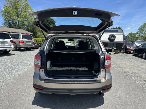 Used 2014 Subaru Forester 2.5i w/ Popular Package #1 AWD/4WD image 13