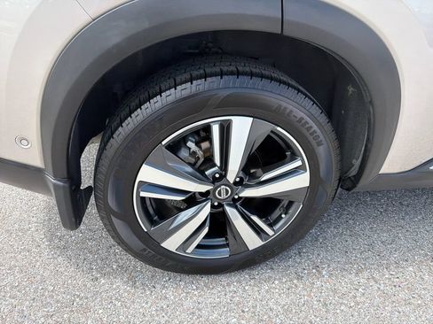 Used 2021 Nissan Rogue Platinum FWD image 45