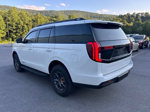 Used 2025 Ford Expedition Tremor AWD/4WD image 6
