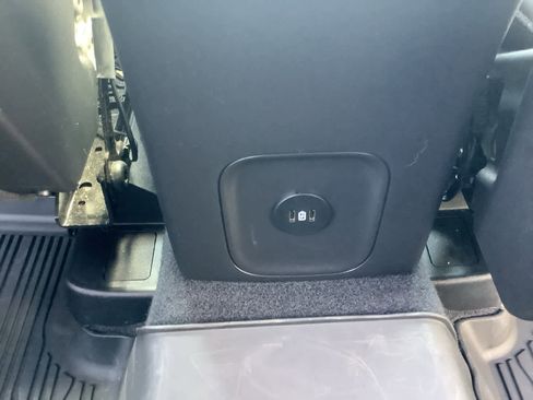 Used 2023 Ford Escape ST-Line Select w/ Tech Pack #2 image 31