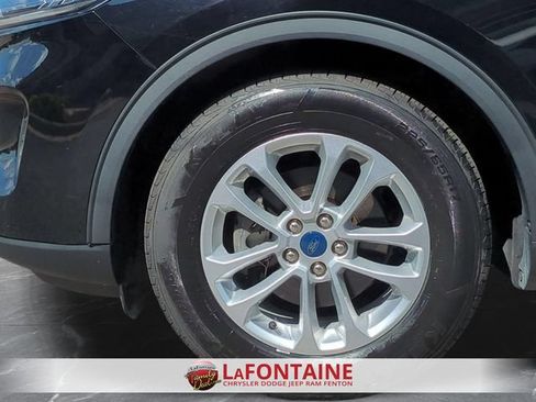 Used 2022 Ford Escape SE w/ Cold Weather Package FWD image 31