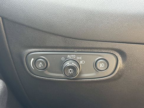 Certified 2022 Chevrolet Equinox Premier AWD/4WD image 25