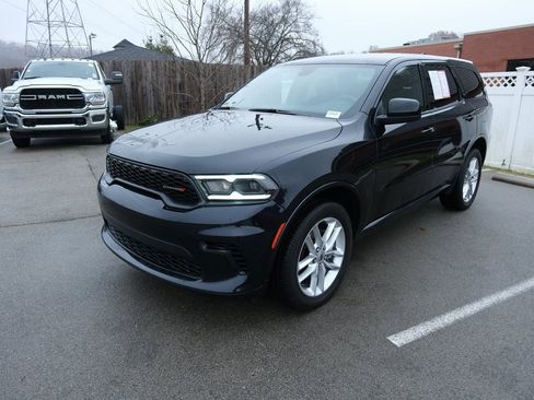 Used 2024 Dodge Durango GT image 11