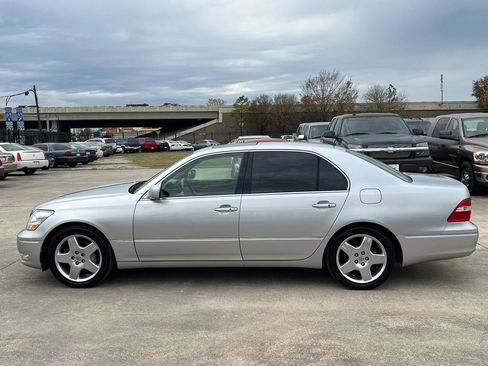 Used 2005 Lexus LS 430 image 2