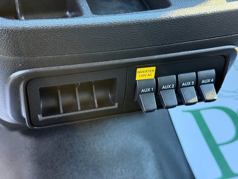 Used 2018 Ford Transit 250 148 Low Roof image 24