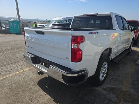 Used 2023 Chevrolet Silverado 1500 LT AWD/4WD image 4