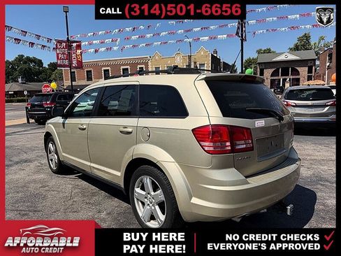 Used 2010 Dodge Journey SXT w/ Convenience Group I FWD image 3