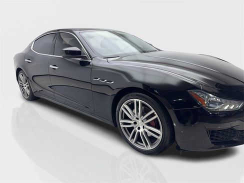 Used 2019 Maserati Ghibli image 12