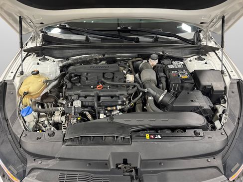 Used 2022 Kia K5 LXS image 11