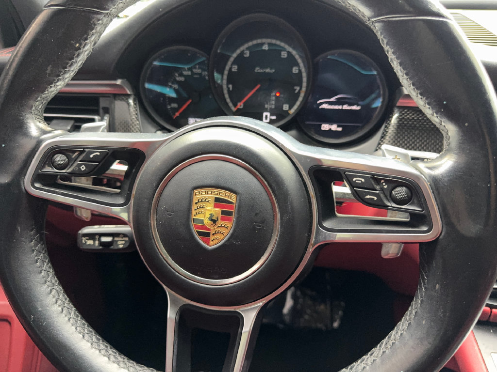 Used 2021 Porsche Macan Turbo AWD/4WD image 58