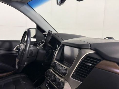 Used 2020 GMC Yukon Denali w/ Denali Premium Package AWD/4WD image 31