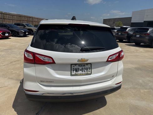 Used 2019 Chevrolet Equinox LT FWD image 12