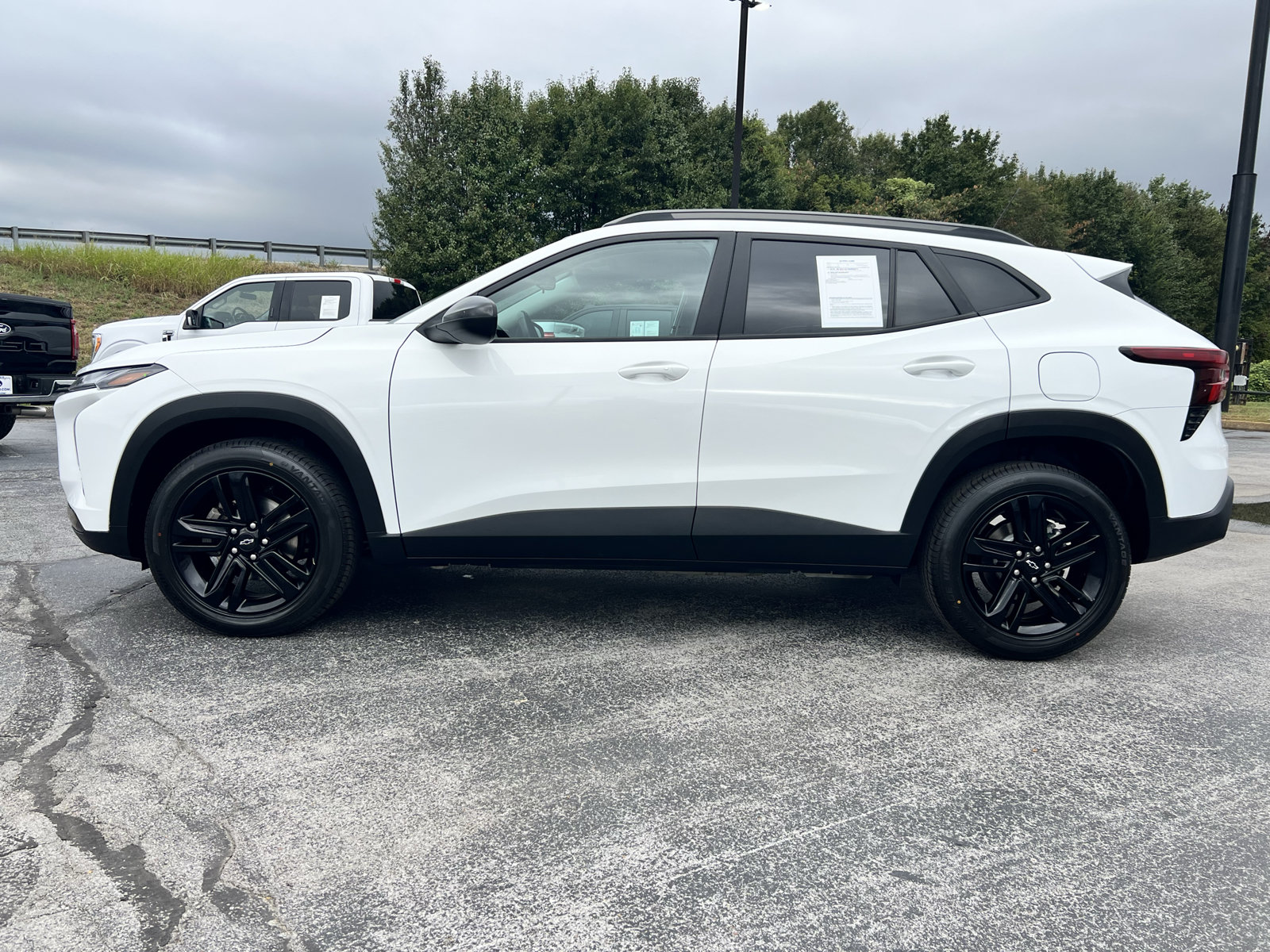 Used 2024 Chevrolet Trax ACTIV w/ Driver Confidence Package FWD image 5
