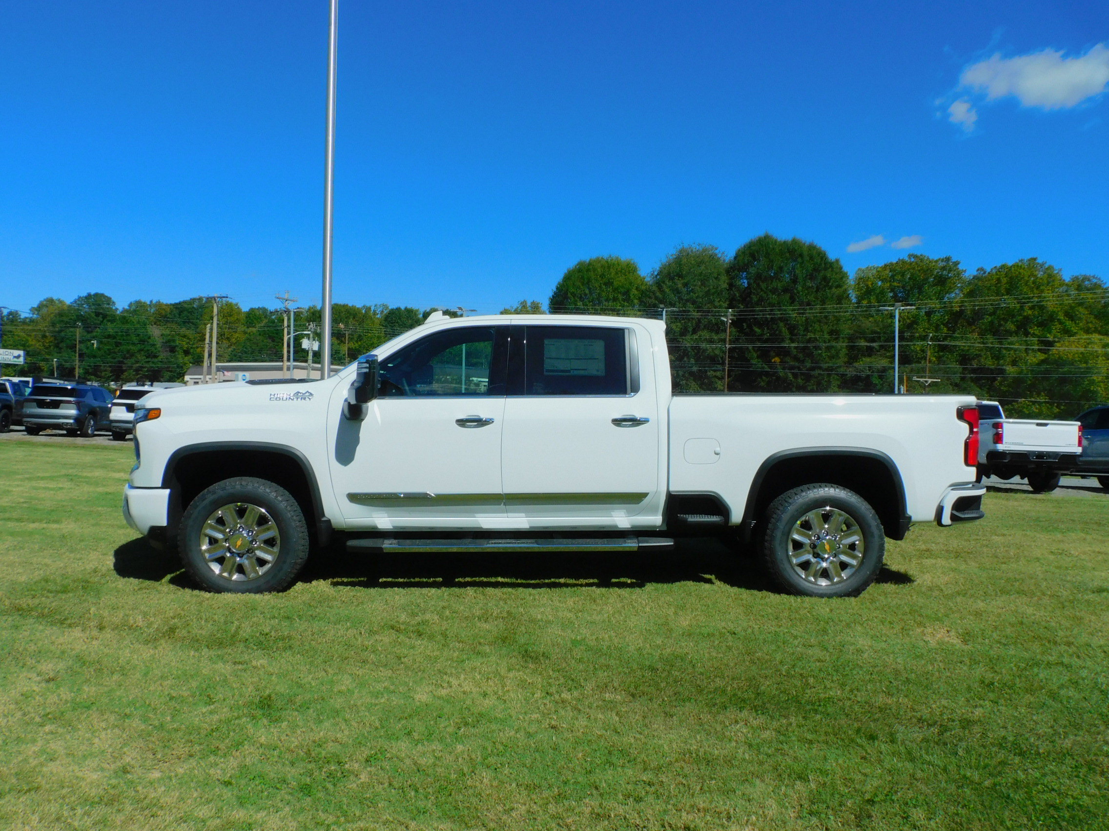 New 2026 Chevrolet Silverado 2500 High Country AWD/4WD image 7