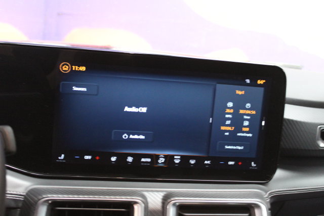 Used 2025 Ford Mustang Premium RWD image 17