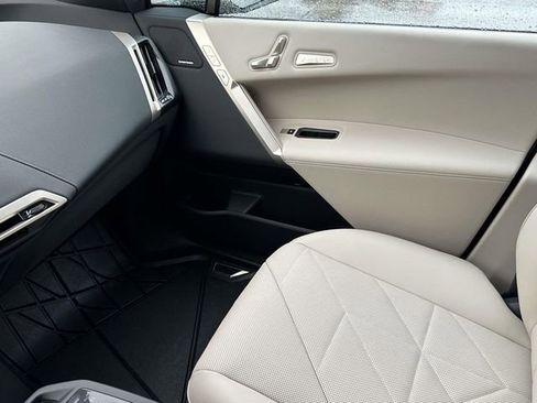 Used 2026 BMW iX xDrive45 image 35