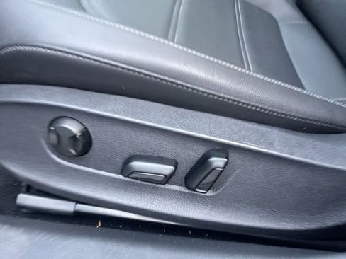 Used 2022 Volkswagen Passat 2.0T SE image 19