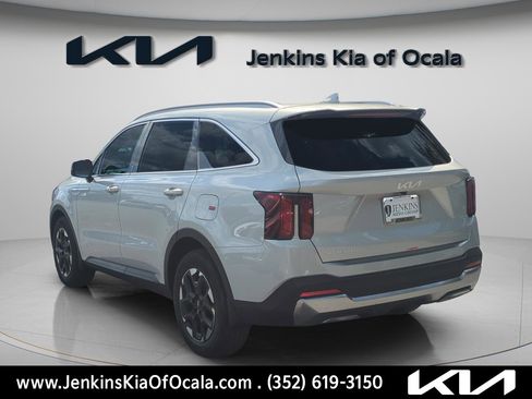 New 2026 Kia Sorento S w/ S Panoramic Sunroof Package image 5