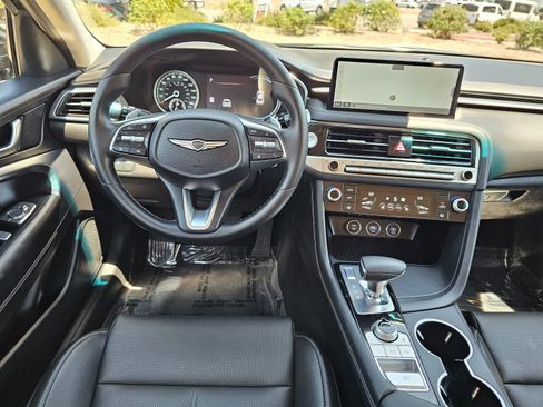 Used 2025 Genesis G70 2.5T image 22