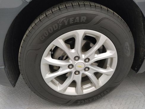 Used 2021 Chevrolet Equinox LT FWD image 31