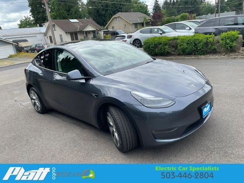 Used 2023 Tesla Model Y Long Range AWD/4WD image 20