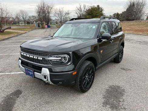Used 2025 Ford Bronco Sport Badlands image 5