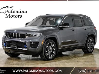 Used 2022 Jeep Grand Cherokee Overland w/ Luxury Tech Group IV